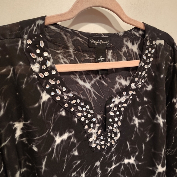 Maggie Barnes Embellished Black Print Chiffon Tunic Top Sz 2X Whimsigoth Fairy - Picture 4 of 8